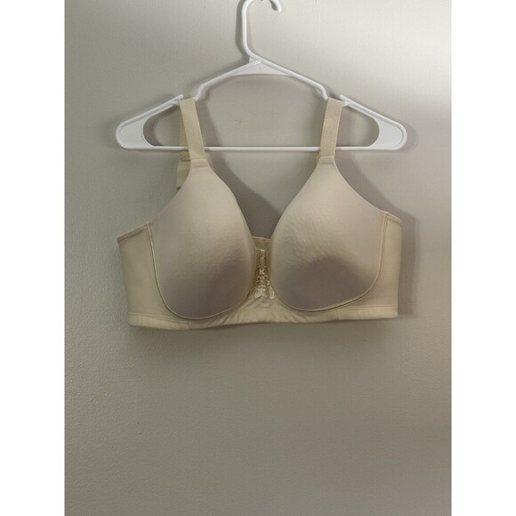 VANITY FAIR FULL FIGURE CREAM BRA - UNDERWIRE  BACK SMOOTHER  Sz 42D - NWOT - Picture 1 of 3